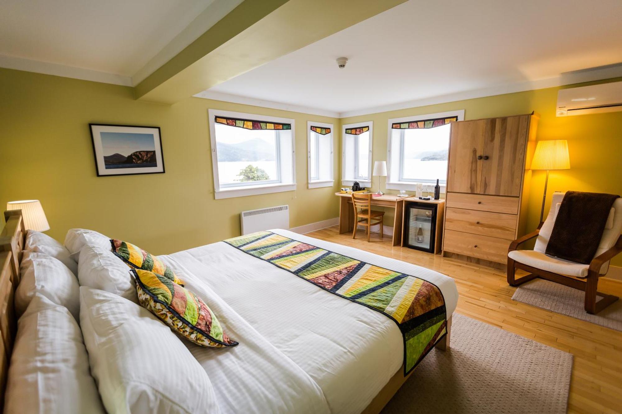 Neddies Harbour Inn Norris Point Luaran gambar